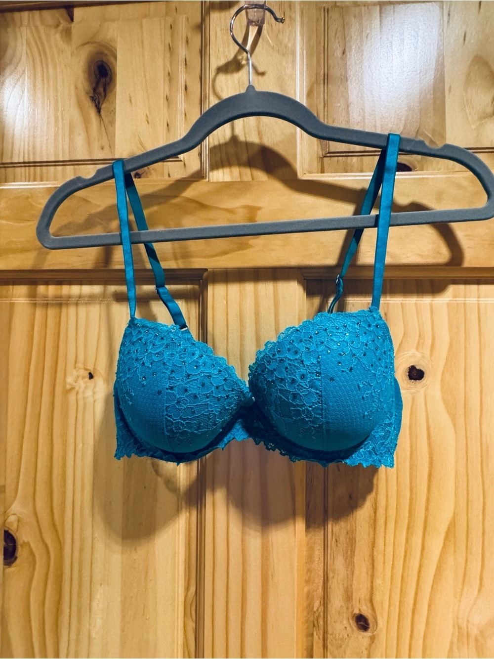 Aerie padded deep turquoise lace and rhinestone bra size 36B